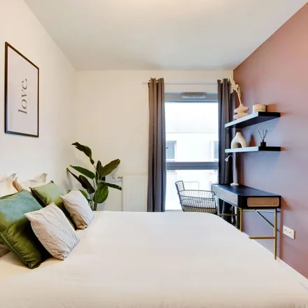 Image 3 - Entrepôt Macdonald, Passage Susan Sontag, 75019 Paris, France - Apartment for rent