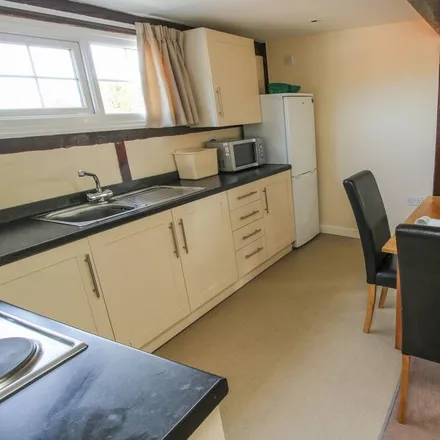 Rent this 2 bed townhouse on Wrenbury cum Frith in CW5 8HG, United Kingdom
