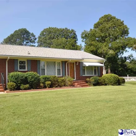 Buy this 3 bed house on 1600 West Market Street in Cheraw, Chesterfield County