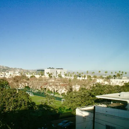 Image 2 - 308 South Elm Drive, Beverly Hills, CA 90212, USA - Apartment for rent