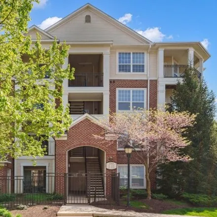 Buy this studio condo on unnamed road in McNair, Fairfax County