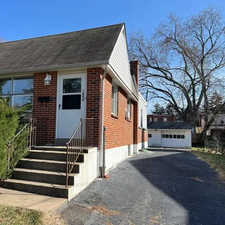 Image 1 - 1814 Locust Street, Norristown, PA 19401, USA - House for sale