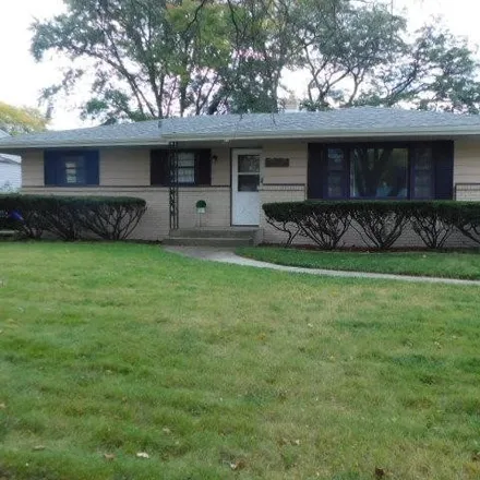 Buy this 3 bed house on 3785 Florida Drive in Rockford, IL 61108