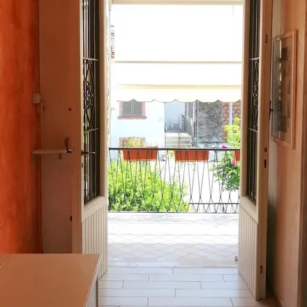 Rent this 3 bed house on Lucca