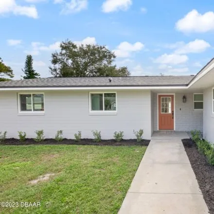 Buy this 3 bed house on 117 Bonita Place in Ormond Beach, FL 32174