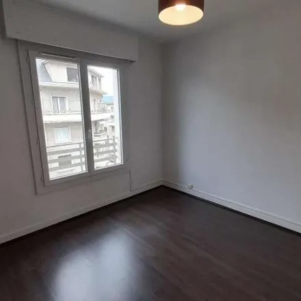 Rent this 3 bed apartment on 1 Avenue Général de Gaulle in 73000 Chambéry, France