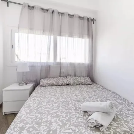 Rent this 13 bed room on Avinguda Diagonal in 578, 08021 Barcelona