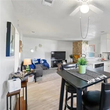 Rent this studio apartment on 823 Taulbee Lane in Austin, TX 78757