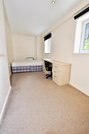 Image 5 - Knoll Court, Jubilee Road, Newcastle upon Tyne, NE1 2JJ, United Kingdom - Apartment for rent