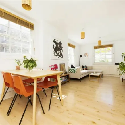 Image 4 - Queensbridge Road, De Beauvoir Town, London, E2 8NU, United Kingdom - Apartment for rent