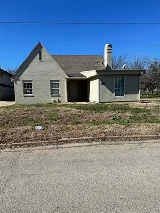 Rent this 2 bed house on Texas A&M University-Commerce in 2200 Campbell Street, Commerce