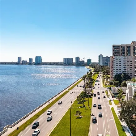 Image 3 - 2103 Bayshore Boulevard, Tampa, FL 33606, USA - Condo for sale