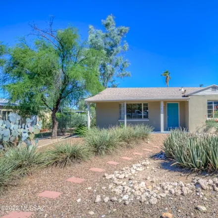 Buy this 3 bed house on 1319 East Edison Street in Tucson, AZ 85719