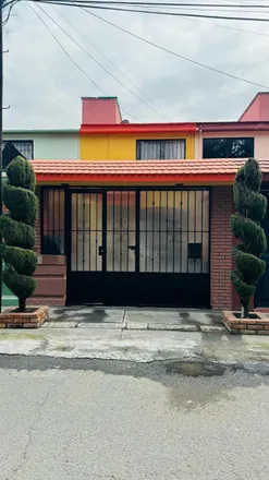 Buy this studio house on Cerrada Segunda Cerrada Ex-Hacienda San Jorge in 50100 Toluca, MEX