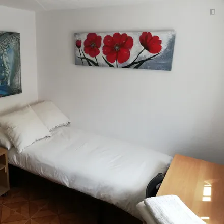 Image 1 - Calle Martos, 5Y, 28053 Madrid, Spain - Room for rent