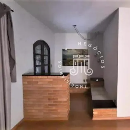 Buy this 3 bed house on Rua Maestro Luiz Biela de Souza in São Camilo, Jundiaí - SP