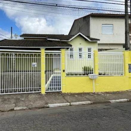 Rent this 3 bed house on Rua Berta Topfstedt in Jardim Anzai, Suzano - SP