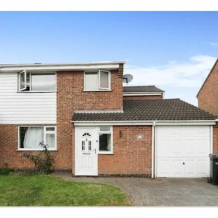 Buy this 3 bed duplex on Wexford Close in Oadby, LE2 4TE