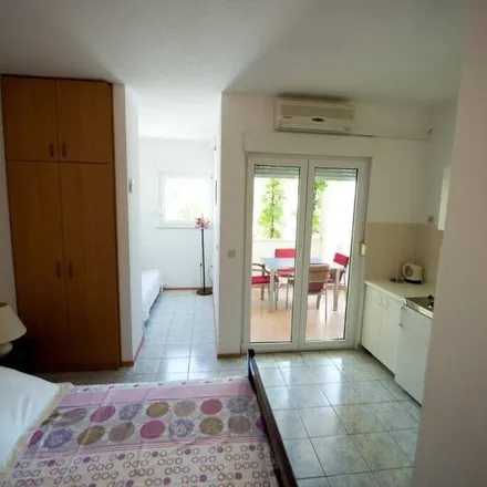 Image 4 - Duće, Split-Dalmatia County, Croatia - Apartment for rent