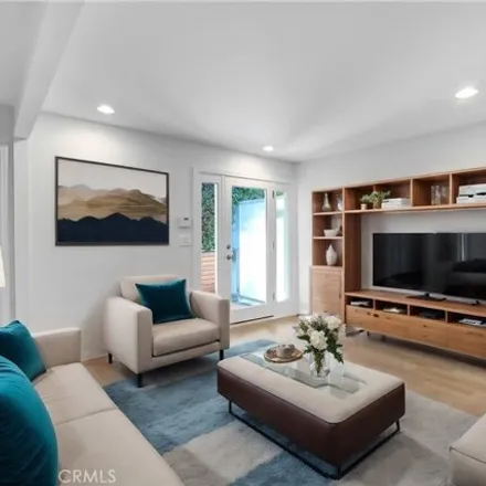 Image 4 - 3366 Troy Dr, Los Angeles, California, 90068 - House for sale