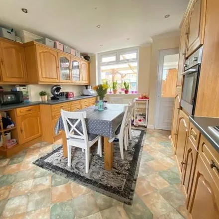 Image 6 - Glazebrook Road, Leicester, LE3 9NS, United Kingdom - Townhouse for sale