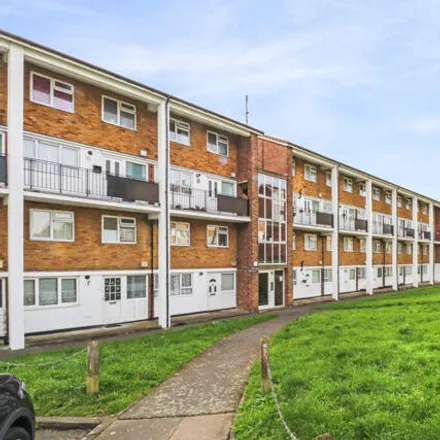 Buy this 2 bed apartment on Rutland Gate in Bexley, Kent