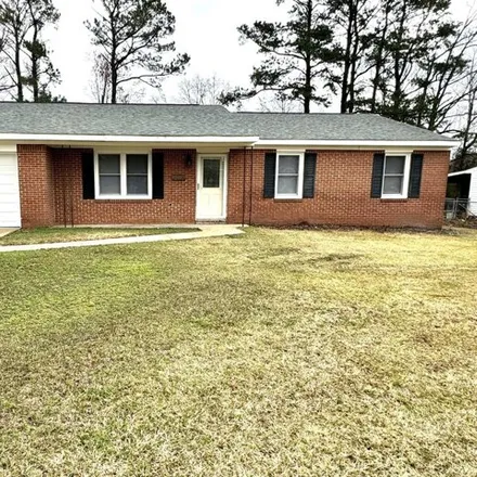 Rent this 3 bed house on 216 Tower Drive in Humphrey, Onslow County