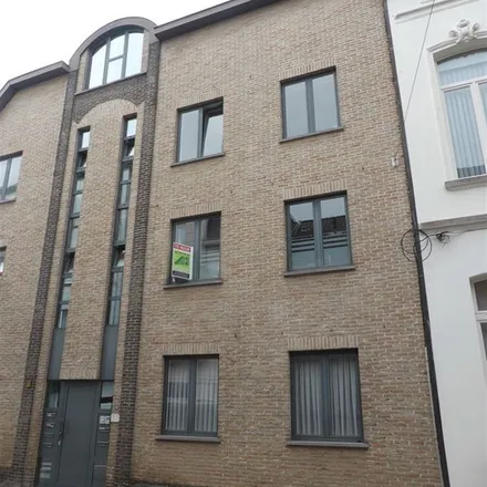 Rent this 2 bed apartment on Nieuwstraat 59 in 9100 Sint-Niklaas, Belgium