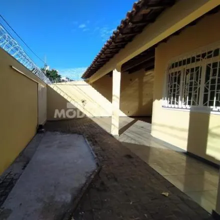 Rent this 3 bed house on Avenida Segismundo Pereira 1115 in Segismundo Pereira, Uberlândia - MG