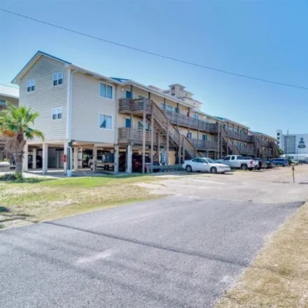 Buy this 2 bed condo on Gulf View Condo in 344 East Beach Boulevard, Gulf Shores