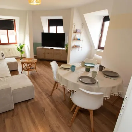 Rent this 2 bed apartment on 04416 Markkleeberg