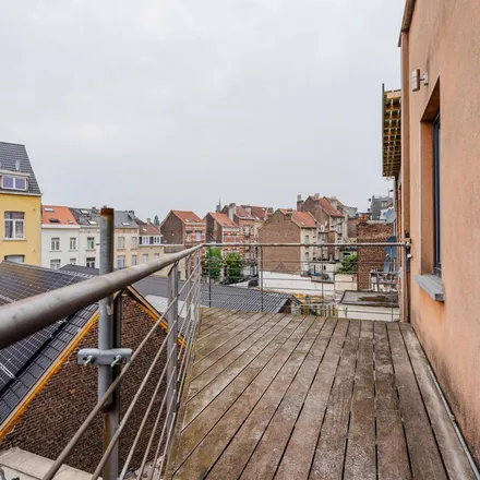 Rent this 2 bed apartment on Rue Euterpe - Euterpestraat 35B in 1080 Molenbeek-Saint-Jean - Sint-Jans-Molenbeek, Belgium