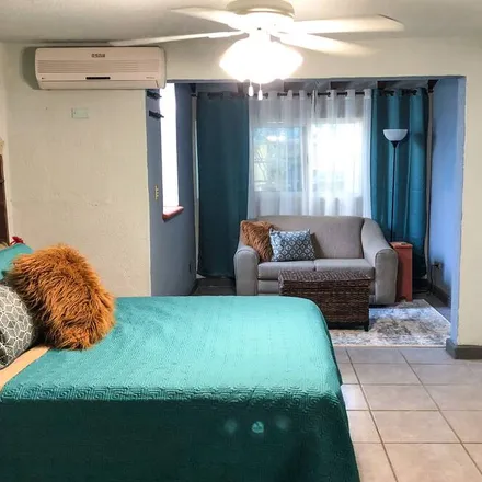 Rent this 2 bed house on La Paz in Municipio de La Paz, Mexico