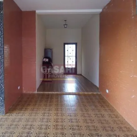 Buy this 3 bed house on Método DeRose São Bernardo in Avenida Wallace Simonsen 311, Centro