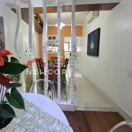 Buy this 3 bed apartment on Avenida Doutor Bernardino de Campos in Pompéia, Santos - SP