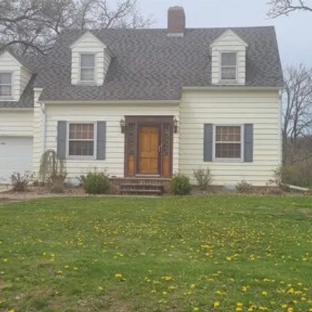 Buy this 3 bed house on 1016 North 1st Street in Elkader, IA 52043