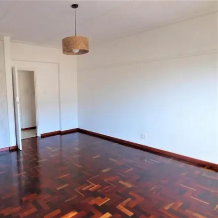Image 3 - Reddam House Atlantic Seaboard, Cavalcade Road, Cape Town Ward 115, Cape Town, 8005, South Africa - Apartment for rent