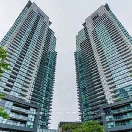 Rent this 1 bed apartment on Boston Pizza in Yonge Street, Toronto