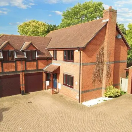 Buy this 4 bed house on Tyhurst in Monkston, MK10 9RP