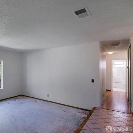 Image 3 - 3038 Everdale Drive, San Jose, CA 95148, USA - House for sale