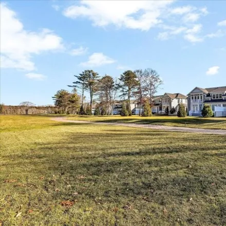 Image 4 - Willowbend Country Club, Quippish Road (Right Of Way), Barnstable County, Mashpee, MA 02365, USA - Condo for sale