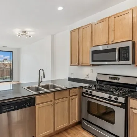 Image 6 - 859 West Erie Street, Chicago, IL 60622, USA - Condo for sale