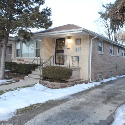 Image 5 - 10515 South Emerald Avenue, Chicago, IL 60628, USA - House for sale