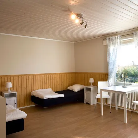 Rent this 1 bed apartment on Knäredsgatan in 302 50 Halmstad, Sweden
