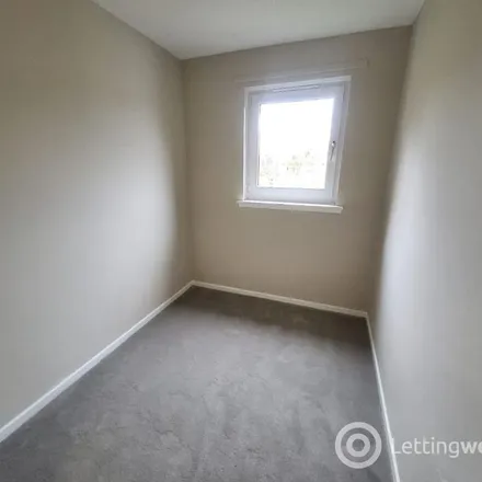 Rent this 2 bed apartment on Parkvale Avenue in Inchinnan, PA8 7LA