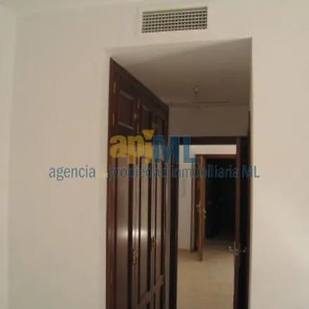 Image 6 - Calle Cordel de Écija, 14009 Córdoba, Spain - Apartment for rent