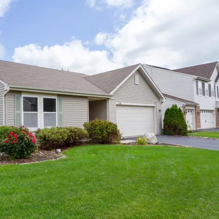 Buy this 3 bed house on 756 Glen Cove Lane in Pingree Grove, Rutland Township