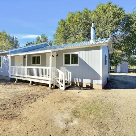 Buy this 2 bed house on 734 Head Street in San Juan County, NM 87401