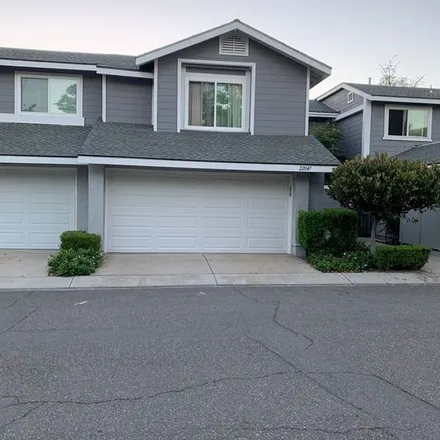 Image 2 - 22047 Newbridge Drive, Lake Forest, CA 92630, USA - Townhouse for rent