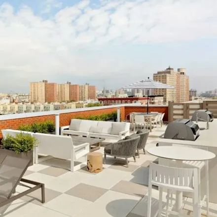 Image 9 - The Rennie, 2351 Adam Clayton Powell Jr. Boulevard, New York, NY 10030, USA - Townhouse for rent